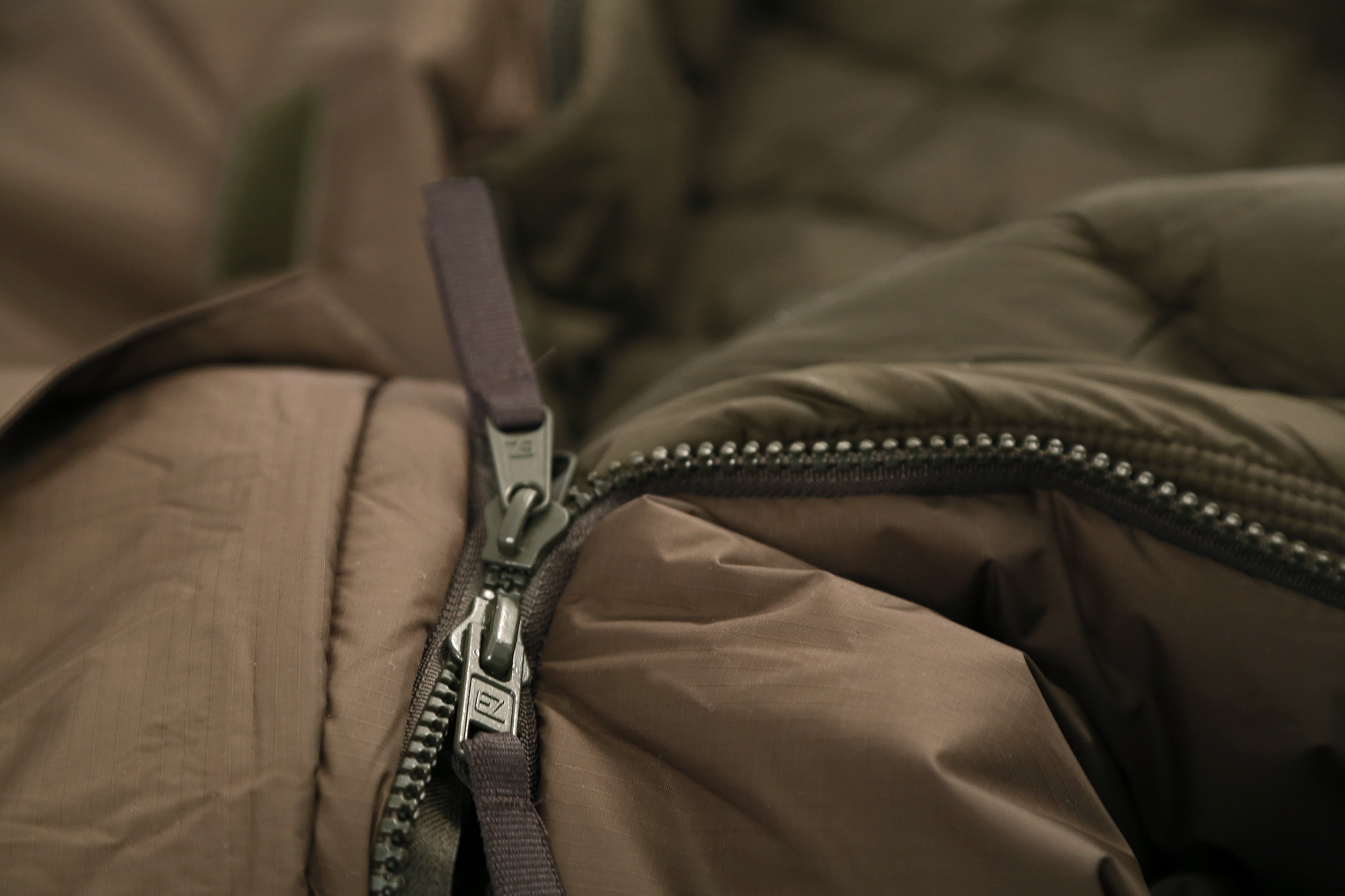Спальный мешок Carinthia Defence 4 200 - Olive RAL 7013 — изображение 11