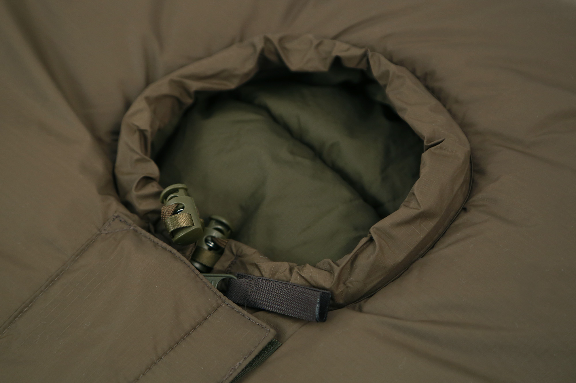 Спальный мешок Carinthia Defence 4 200 - Olive RAL 7013 — изображение 4